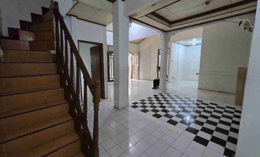 Dijual Murah dan Cepat Rumah Gandeng di Perumahan Pekayon Bekasi Selatan