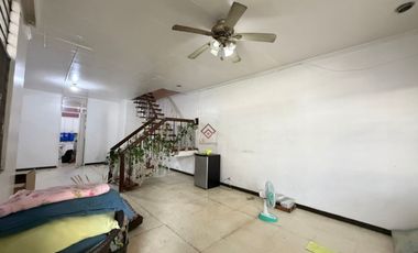 FOR RENT 3-Bedroom Duplex in San Miguel Village, Makati City - RH195