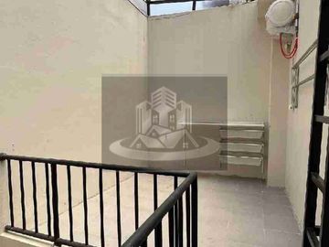 DISEWAKAN RUMAH SEMI FURNISHED DI RAFFLES HILLS CIBUBUR