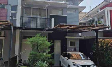 Rumah 2 lantai di Residence One BSD Tangerang Selatan Banten