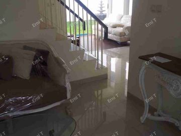 Rumah 2 lantai di Residence One BSD Tangerang Selatan Banten