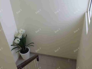 Rumah 2 lantai di Residence One BSD Tangerang Selatan Banten