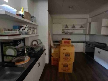 Rumah Mewah Di Demangan Baru Dekat Lippoplaza, AMPLAZ, kampus SADHAR, UGM, UIN