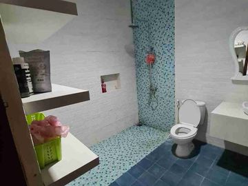 Rumah Mewah Di Demangan Baru Dekat Lippoplaza, AMPLAZ, kampus SADHAR, UGM, UIN