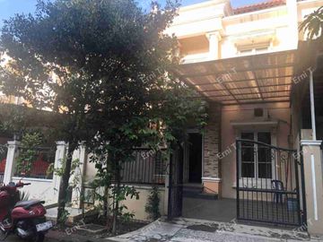 Rumah 2 lantai di Royal Residence Cakung Jakarta Timur