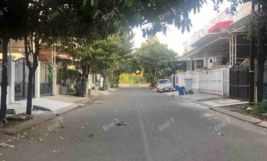 Rumah 2 lantai di Royal Residence Cakung Jakarta Timur