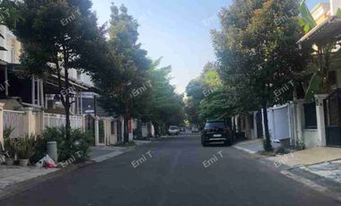 Rumah 2 lantai di Royal Residence Cakung Jakarta Timur