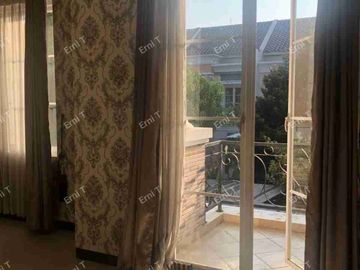 Rumah 2 lantai di Royal Residence Cakung Jakarta Timur
