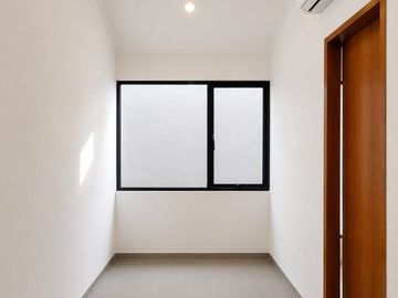 Hunian modern 2 lantai CIPUTAT desain mezzanine yang unik dan elegan