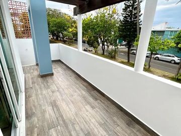 RENTO OFICINA INDEPENDIENTE CERCA DE MARTI EN BOCA DEL RIO