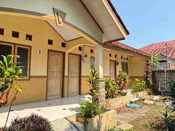 Dijual Villa di Jomin Timur Cikampek. Cocok untuk dibanagun Kontrakan (area pabrik).