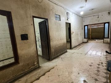 JUAL HITUNG TANAH , TEMPAT USAHA DI SIMPANG DARMO PERMAI SURABAYA