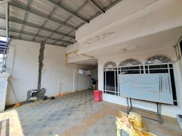 RUMAH BAGUS TERAWAT DI TAMAN DUTA DEPOK, 7 KAMAR, AKSES LEBAR, DEKAT TOL CISALAK & TOL MARGONDA