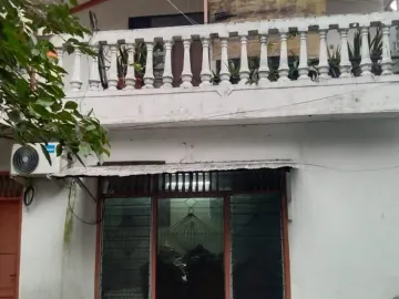 BU Rumah dan Tanah bisa beli 1/2 di Rawamangun, Jakarta Timur #217