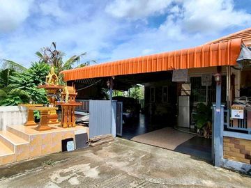 PZ1286-ขายบ้านเดี่ยว ชั้นเดียว หมู่บ้าน เดอะซัน วิลเลจ มาบตาพุด ระยอง บ้านแปลงมุม เนื้อที่ 76.7 ตร.ว.  ห่างจากถนนมาบยา เพียง 750 เมตร และถนนสุขุมวิท