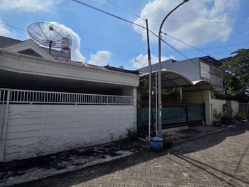 Dijual rumah sangat siap huni di Taman Pondok Indah Wiyung, Surabaya Barat