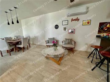 casa en Renta en Hacienda San José con alberca privada amueblada