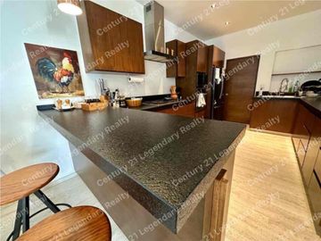 casa en Renta en Hacienda San José con alberca privada amueblada