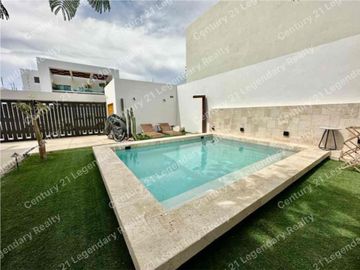 casa en Renta en Hacienda San José con alberca privada amueblada