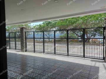5 bedrooms Beach View House and for Rent -Punta Engano Mactan Lapulapu