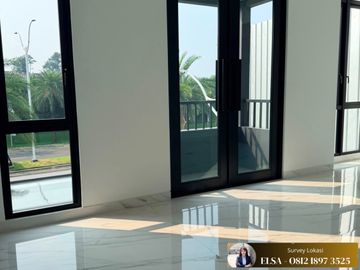 satu-satunya rumah mewah 2 lantai di pusat kota gading serpong, terlaris di kelasnya
