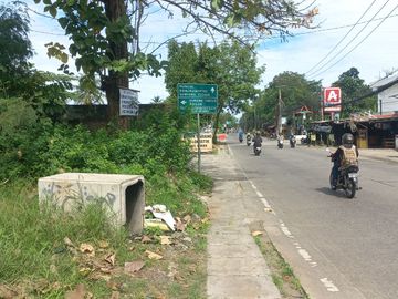 Lahan Komersiil di jalan Raya Puspitek