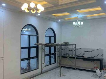 rumah american clasik siap huni