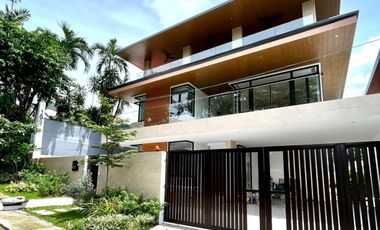 427 sqm White Plains Brand New House in Quezon City near Katipunan Ave, Ateneo de Manila and Robinsons Magnolia