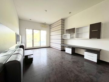Dijual Rumah Cluster The Crown PHG Gading Serpong View Golf