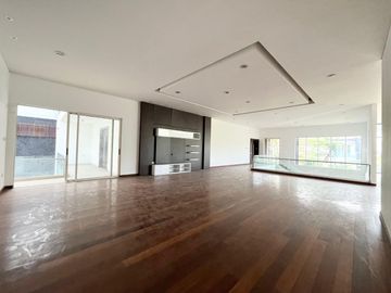 Dijual Rumah Cluster The Crown PHG Gading Serpong View Golf