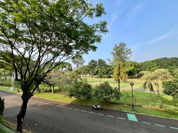 Dijual Rumah Cluster The Crown PHG Gading Serpong View Golf