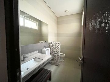 Dijual Rumah Cluster The Crown PHG Gading Serpong View Golf