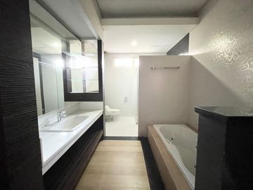 Dijual Rumah Cluster The Crown PHG Gading Serpong View Golf