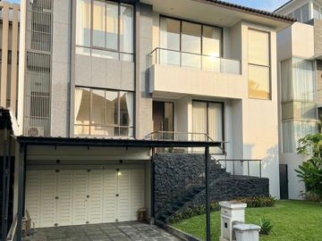 Dijual Rumah Mewah di The Crown PHG Gading Serpong