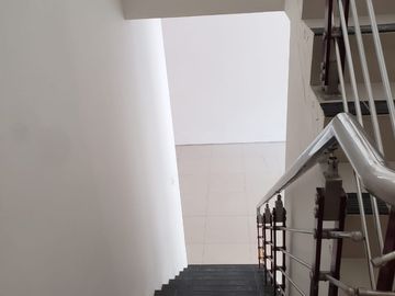 Dijual Rumah Lokasi Strategis di Jl. Puspowarno Selatan Semarang