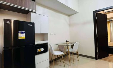 NICE FULLY FURNISHED 1 BEDROOM UNIT IN PARK MCKINLEY WEST TAGUIG CITY