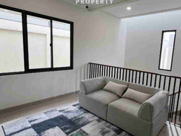 DIJUAL RUMAH SEMI FURNISH, HOEK DAN SIAP HUNI DI SYMPONIA GADING SERPONG.