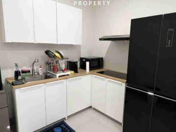 DIJUAL RUMAH SEMI FURNISH, HOEK DAN SIAP HUNI DI SYMPONIA GADING SERPONG.