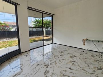 Rumah Dharmahusada Indah MURAH,STRATEGIS, SIAP HUNI