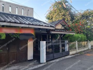 DiJual Rumah Posisi HooK di Kawasan STRATEGIS Arcamanik Cisaranten KotaMadya Bandung