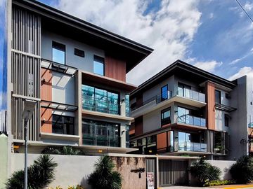 FOR SALE! 49M Townhouse 4-Storey w/ 4 Bedrooms in Paco Manila-AP