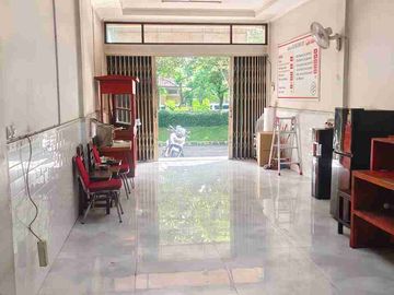 Di Jual Ruko 3 Lantai Di Kasuari Bintaro Sektor 9
