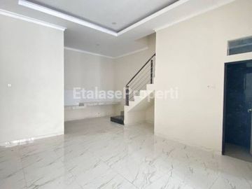 Dijual Rumah Taman Pondok Indah Wiyung Dekat Unesa