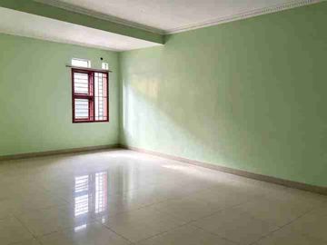 Dijual BU Rumah Jatinegara Indah Jakarta Timur LT 165 LB 240 Siap Huni