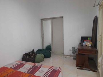 Rumah 1 Lantai di Komplek Arcamanik Cisaranten Kulon One Gate System
