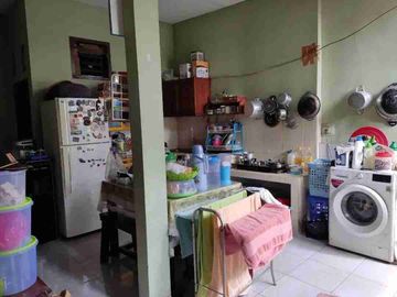 rumah yelow yg kuning di jati cempaka, jatiwaringin