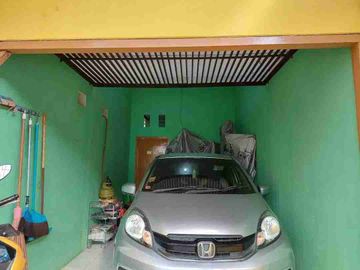 rumah yelow yg kuning di jati cempaka, jatiwaringin