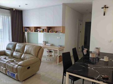 Apartment Llyod Alam Sutera siap huni furnish pasti suka jarang ada