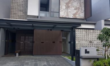 Rumah Mewah Siap Huni di Cluster Hillary Summarecon Bandung