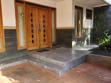 RUMAH BAGUS SIAP HUNI DI ANTAPANI